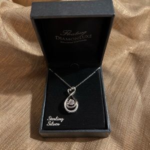 💕💕Sterling Silver Heart Pendant